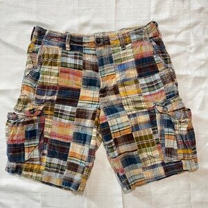 American Eagle Outfitters Vintage Colorful Plaid Cargo Multi-Pocket Shorts Sz 38